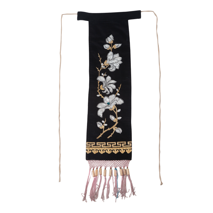   白绣兰花四喜带