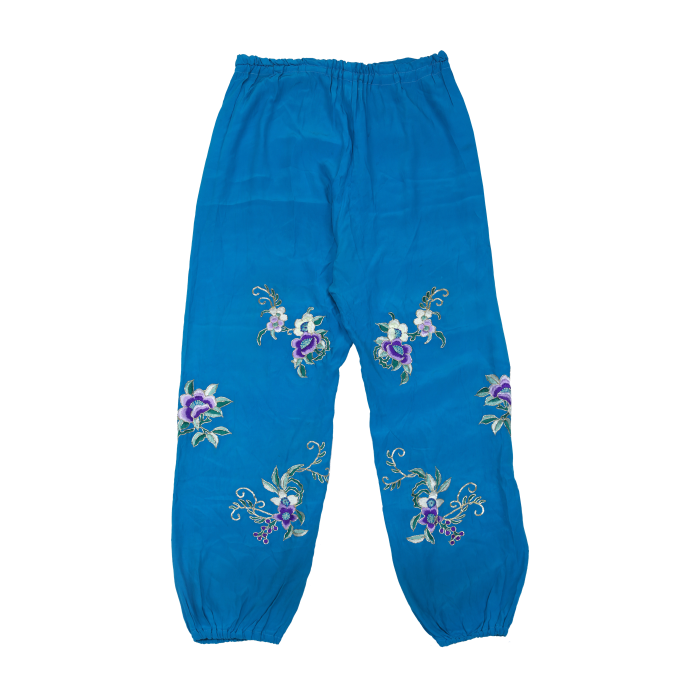   皎月绣葡萄花彩裤